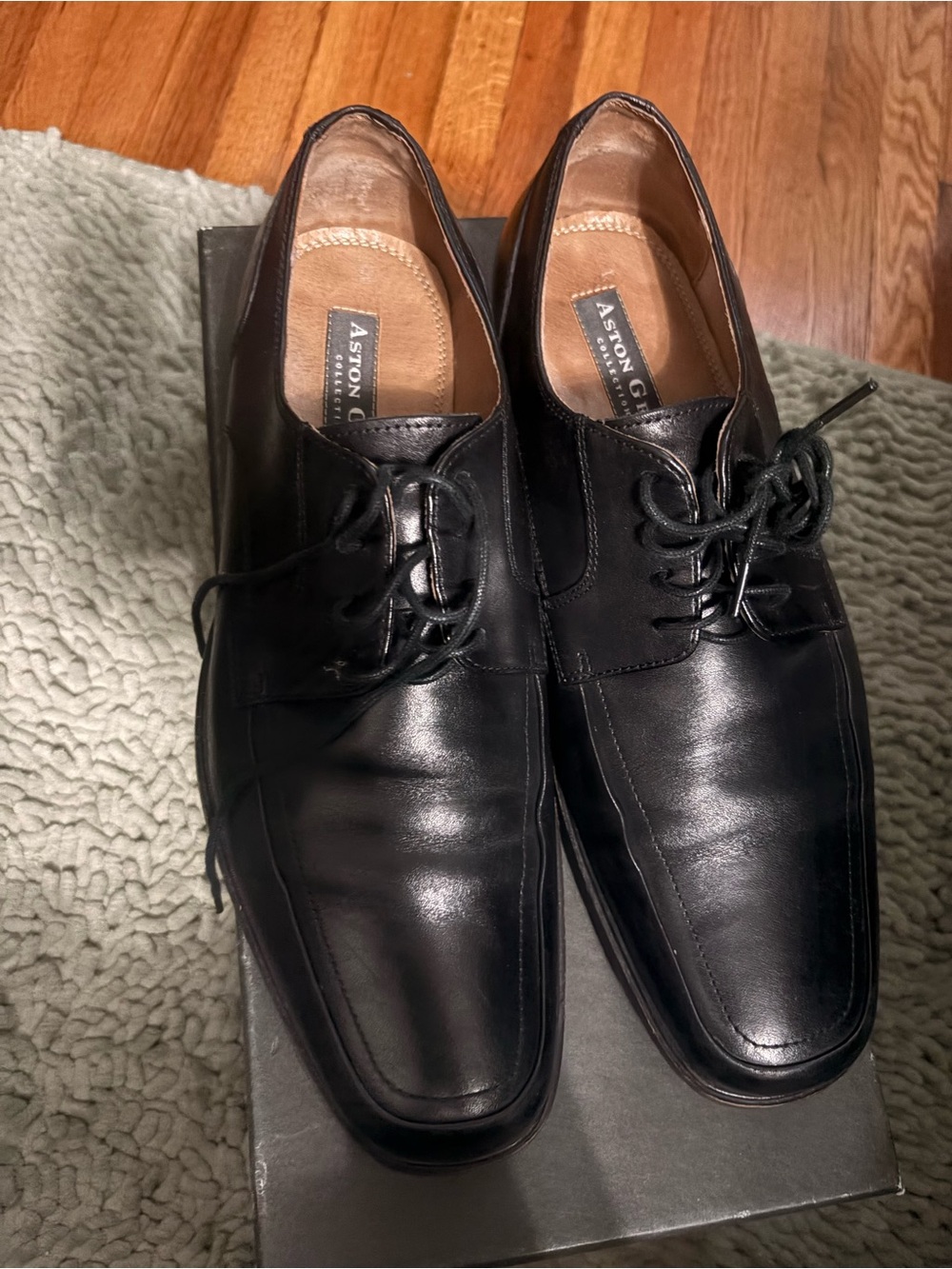 Aston Grey Men's Black Leather Dress Shoes- size 10